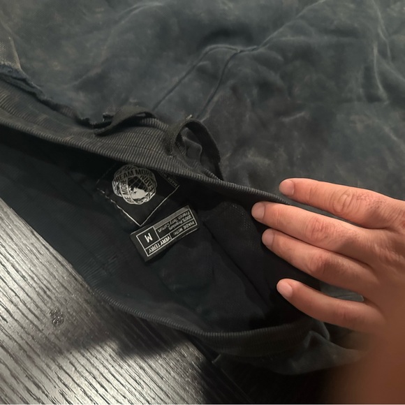 Alphalete medium - Picture 2 of 2